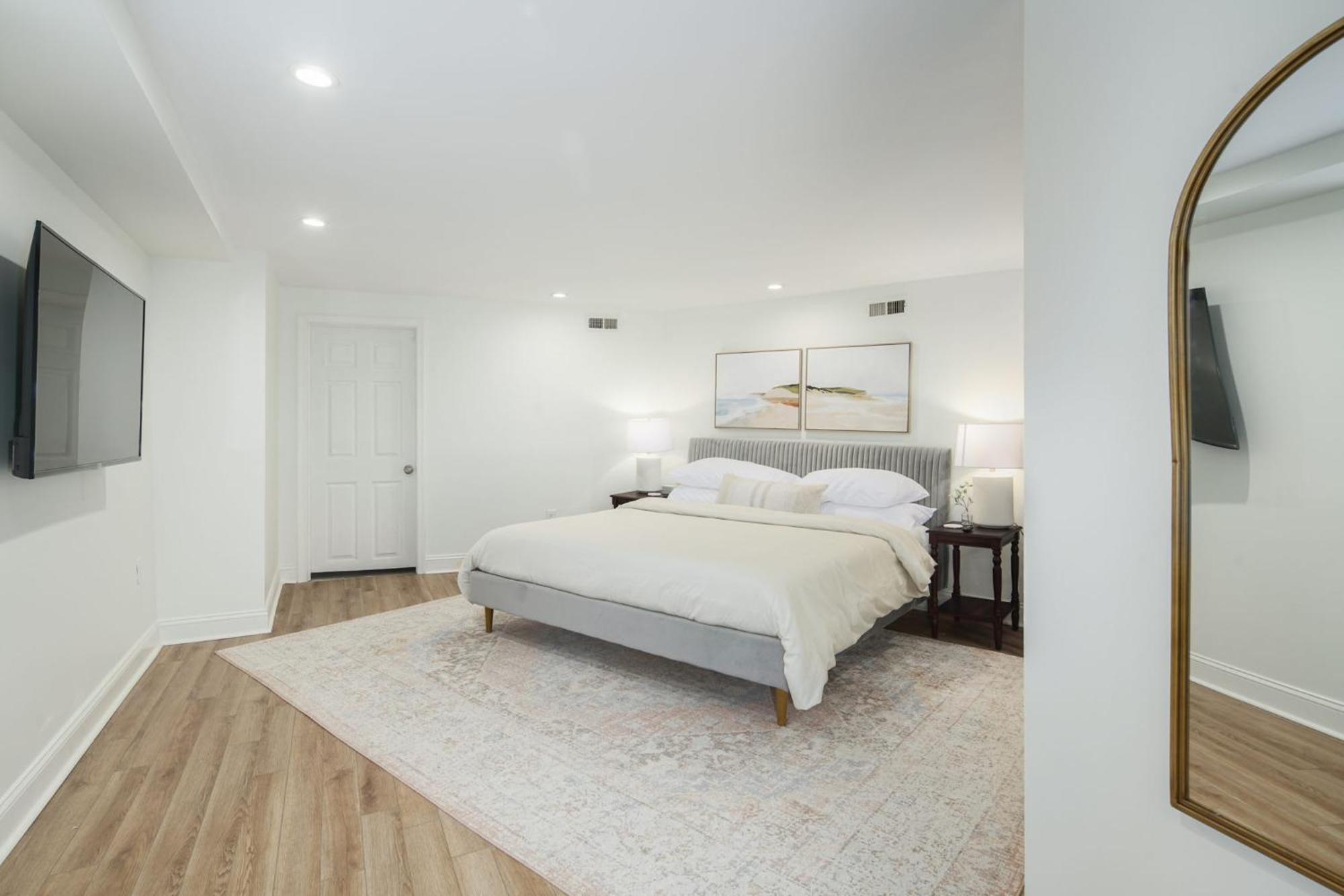 Silverwood Serenity: Large 2b 2b With Parking *