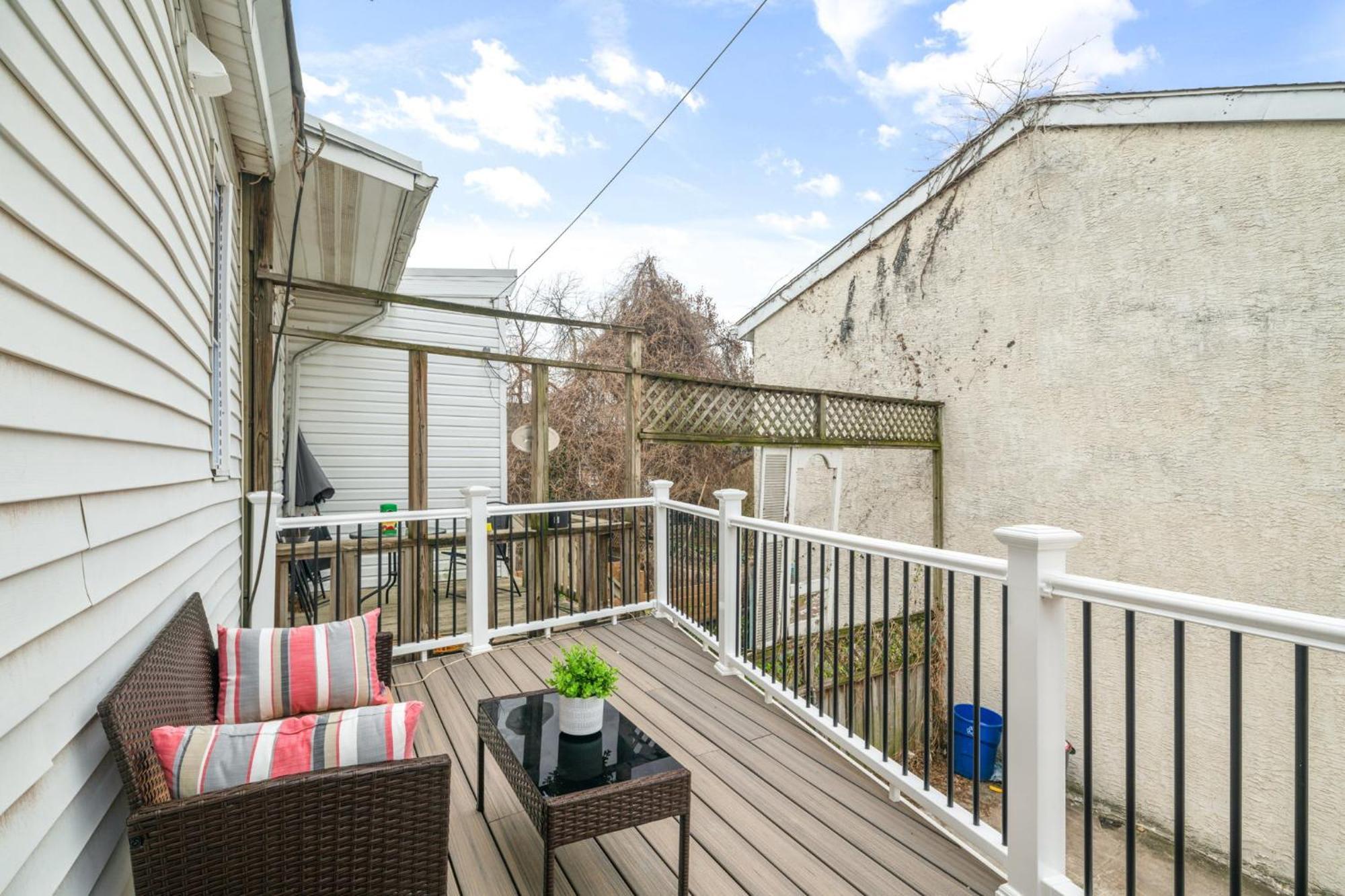 Silverwood Serenity: Large 2b 2b With Parking